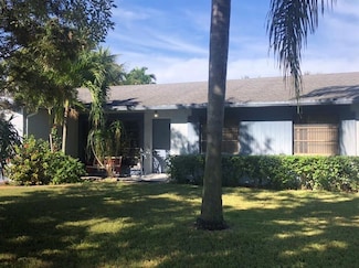 8431 NW 3rd St, Pembroke Pines, FL 33024