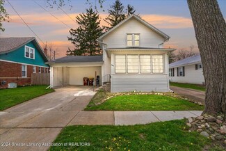 307 E Mcconnell St, Saint Johns, MI 48879