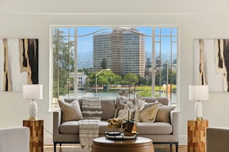 244 Lakeside Dr Unit 2, Oakland, CA 94612
