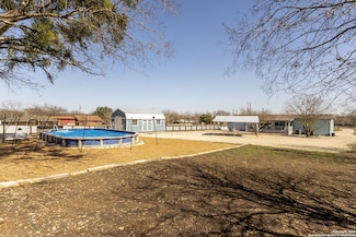 154 Sunrise Dr, Kyle, TX 78640