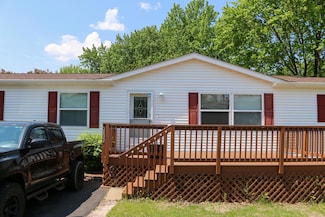 2432 Amberjack Ln, Saint Paul, MN 55119