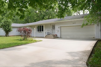 1400 Maple Ln, Marseilles, IL 61341