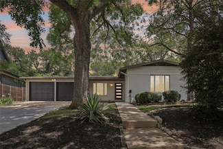 2322 Westoak Dr, Austin, TX 78704