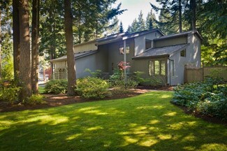 621 Canyon View Dr, Bellingham, WA 98225