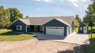 1526 N Cleveland Ave, Fergus Falls, MN 56537