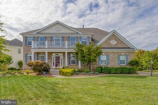1 Berkeley Manor Dr, Fredericksburg, VA 22406