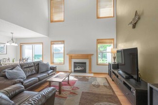 13669 Wellstead Dr, Rogers, MN 55374