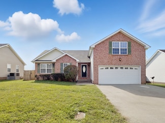 1812 Jackie Lorraine Dr, Clarksville, TN 37042