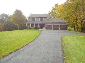 37W765 Spring Green Way Unit 2, Batavia, IL 60510