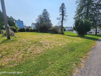 916 Oak St, Jim Thorpe, PA 18229