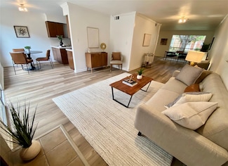 7241 Creekside Dr, Austin, TX 78752