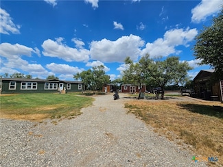 2438 Ralph Coughran Rd, Pleasanton, TX 78064