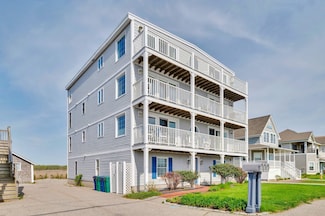 605 Ocean Blvd Unit 1, Hampton, NH 03842