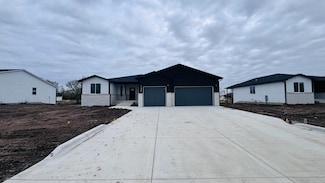 274 S Sycamore, Valley Center, KS 67147