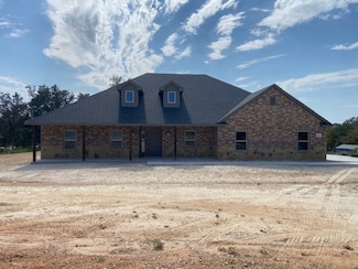 1001 Knoxmiller Ct, Weatherford, TX 76088