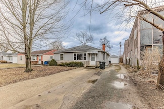 2200 W Euclid Ave, Muncie, IN 47304
