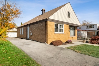 9930 Montrose Ave, Schiller Park, IL 60176