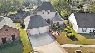 8120 Rosewood Dr, Denham Springs, LA 70726