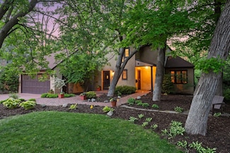 2114 W 53rd St, Minneapolis, MN 55419