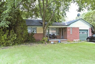 7609 E Gilbert St, Wichita, KS 67207
