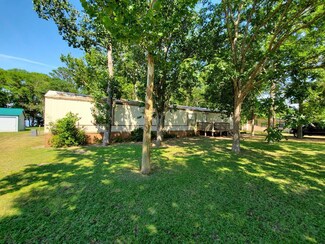 2354 Calhoun Dr, Abbeville, AL 36310