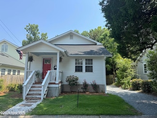 2415 Circle St, Wilmington, NC 28403