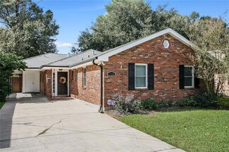 3038 Metairie Ct, Metairie, LA 70002