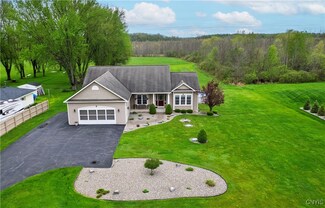 6033 Mud Mill Rd, Brewerton, NY 13029