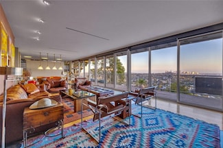 4022 Braeburn Way, Los Angeles, CA 90027