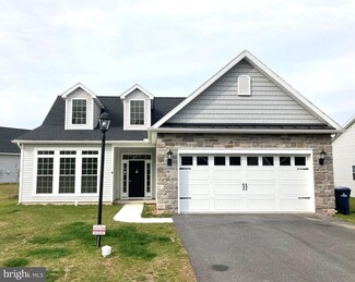 4 Osprey Ct Unit A11, Gettysburg, PA 17325