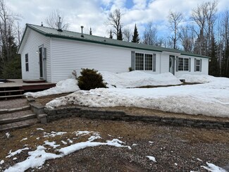 12646 S Mackinac Trail, Dafter, MI 49724