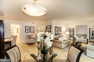 1140 23rd St NW Unit 406, Washington, DC 20037