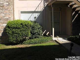 9503 Powhatan Dr Unit 201, San Antonio, TX 78230