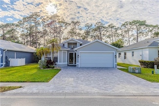701 Crossfield Cir, Naples, FL 34104