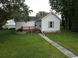 111 E Harris St, Manly, IA 50456