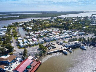 414 Papaya St Unit 27, Goodland, FL 34140