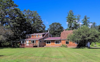 5989 Ryegate Rd, East Ryegate, VT 05042