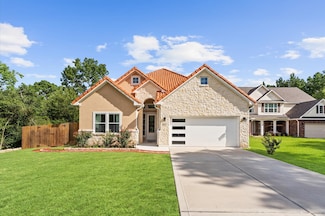 532 Carrell St, Tomball, TX 77375