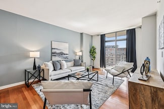 475 K St NW Unit 905, Washington, DC 20001