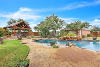 10121 Irish Ridge St, Forney, TX 75126