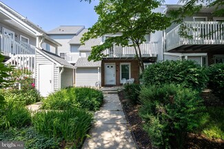 419 Park Place Dr, Cherry Hill, NJ 08002