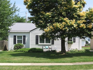 1131 Commonwealth Ave, Cleveland, OH 44124