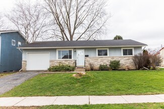 1257 Oakfield Dr N, Columbus, OH 43229