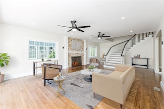 113 Sharon St, Providence, RI 02908