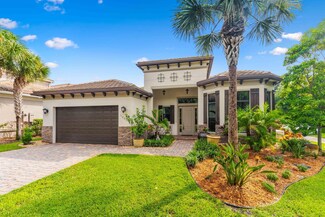 1027 NE Savannah Oaks Way, Jensen Beach, FL 34957