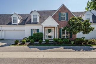 8436 Lazelle Village Dr, Lewis Center, OH 43035