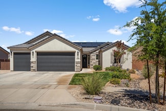 206 N Sage Crest Cir, Washington, UT 84780