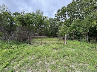 27390 State Highway V, Edwards, MO 65326