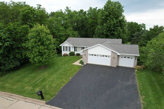 1010 Cadillac Dr, Platteville, WI 53818
