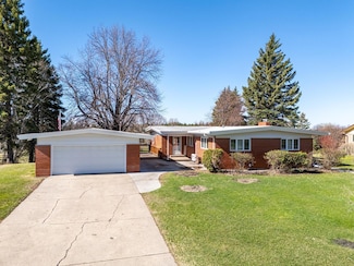 118 Golf Terrace, Crookston, MN 56716